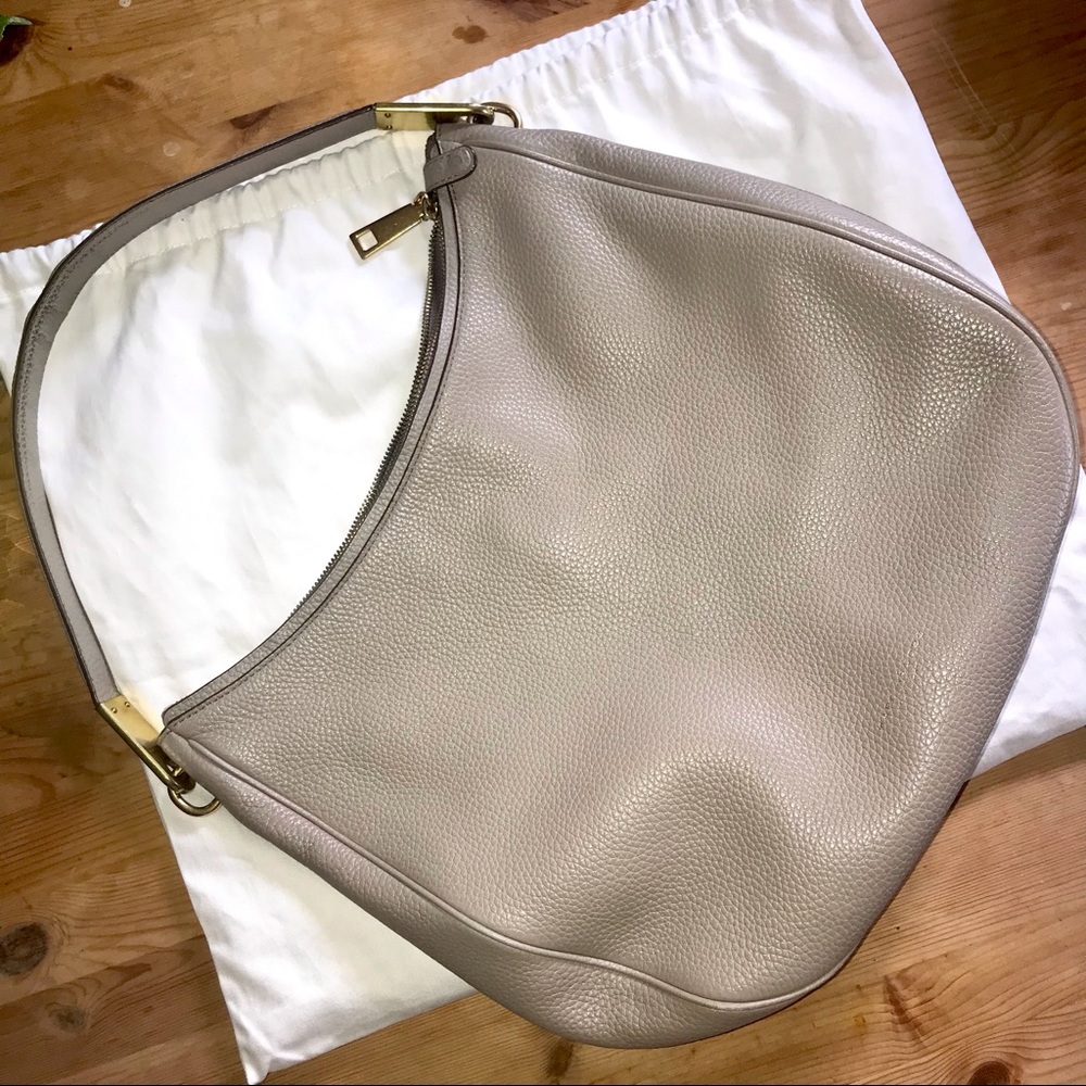 Mark Jacobs Pike Place Hobo bag cement color